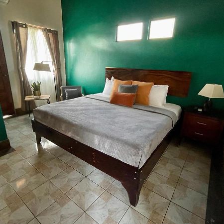 Hotel Wilson Condega Либерия Экстерьер фото